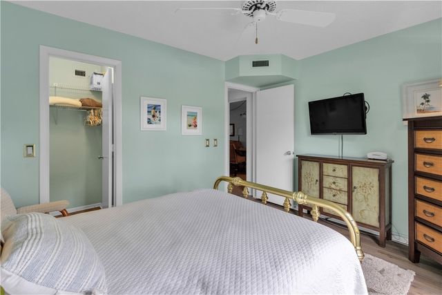 38 Plantation Drive 101, Vero Beach, FL 32966