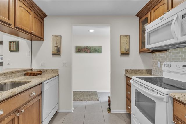 38 Plantation Drive 101, Vero Beach, FL 32966