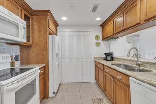 38 Plantation Drive 101, Vero Beach, FL 32966