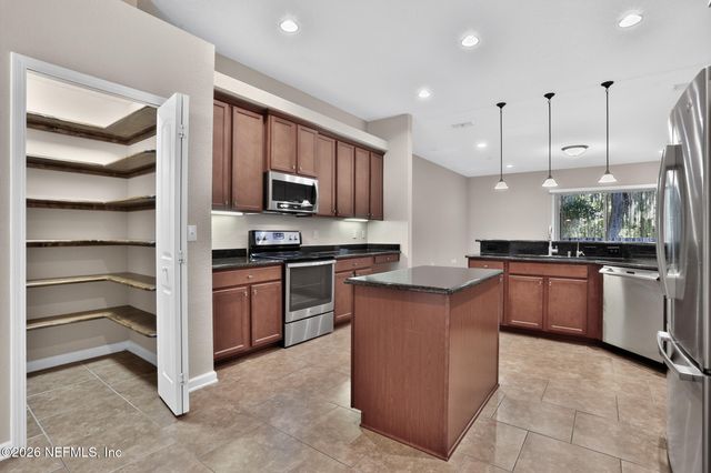 796 REFLECTION COVE Road E, Jacksonville, FL 32218