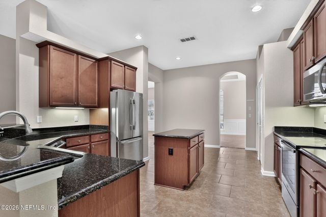 796 REFLECTION COVE Road E, Jacksonville, FL 32218
