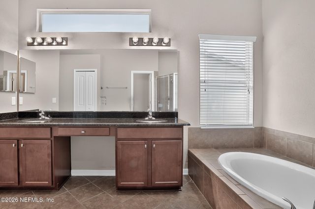 796 REFLECTION COVE Road E, Jacksonville, FL 32218