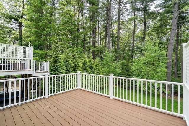 37 Jefferson Dr 37, Lexington, MA 02420