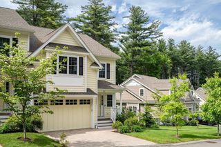 37 Jefferson Dr 37, Lexington, MA 02420