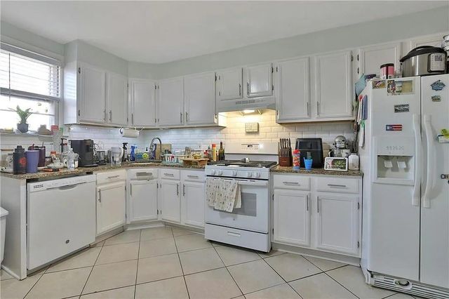 21 Lake Avenue, Yonkers, NY 10703