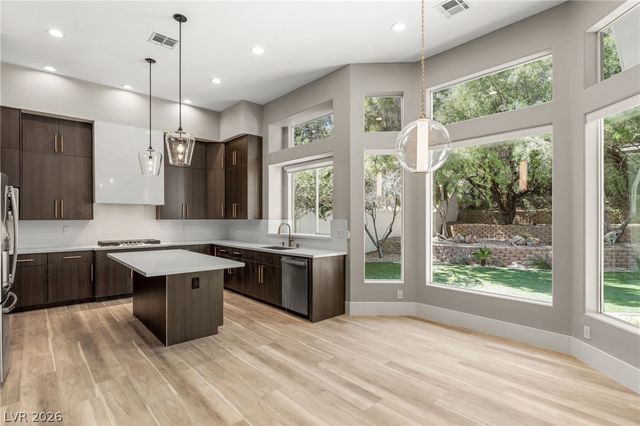 801 Aquitaine Court, Las Vegas, NV 89145