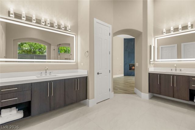 801 Aquitaine Court, Las Vegas, NV 89145