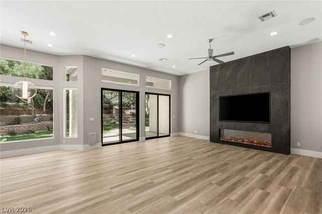 801 Aquitaine Court, Las Vegas, NV 89145