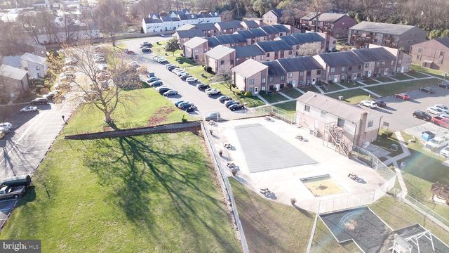 5200 HILLTOP DR, Brookhaven, PA 19015