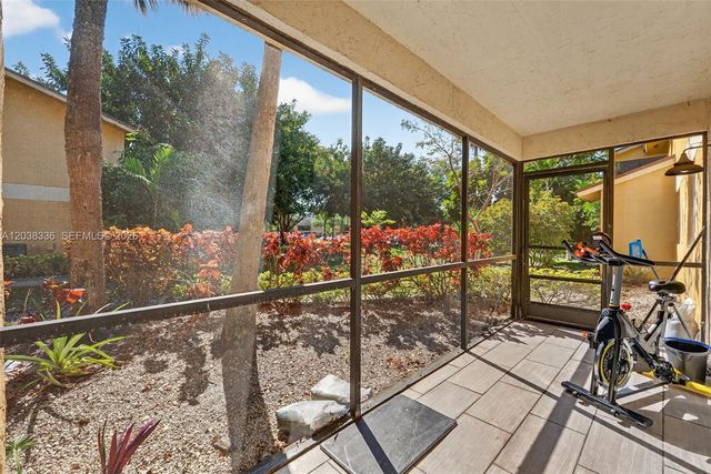 3053 N Oakland Forest Dr 103, Oakland Park, FL 33309
