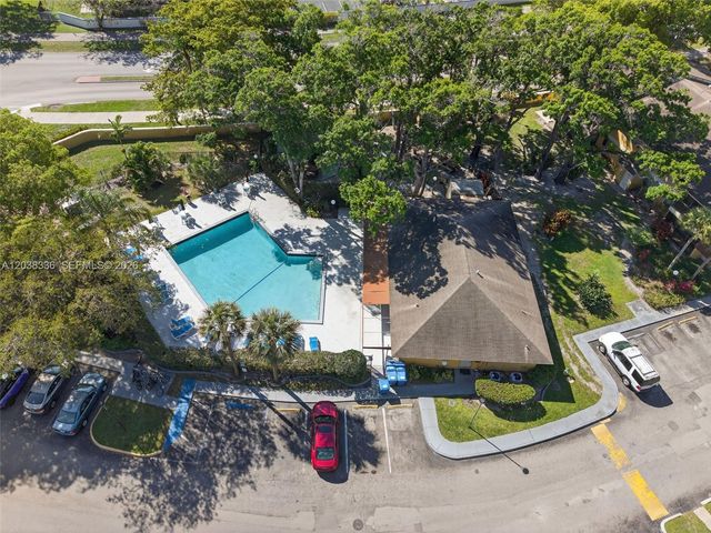 3053 N Oakland Forest Dr 103, Oakland Park, FL 33309