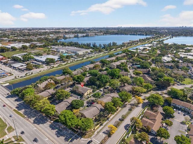 3053 N Oakland Forest Dr 103, Oakland Park, FL 33309
