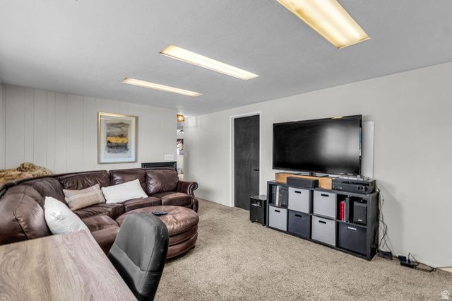 840 N 325 W, Bountiful, UT 84010