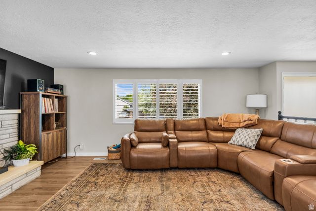 840 N 325 W, Bountiful, UT 84010