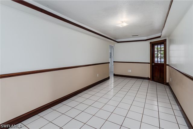 4045 Skyway DR, Naples, FL 34112