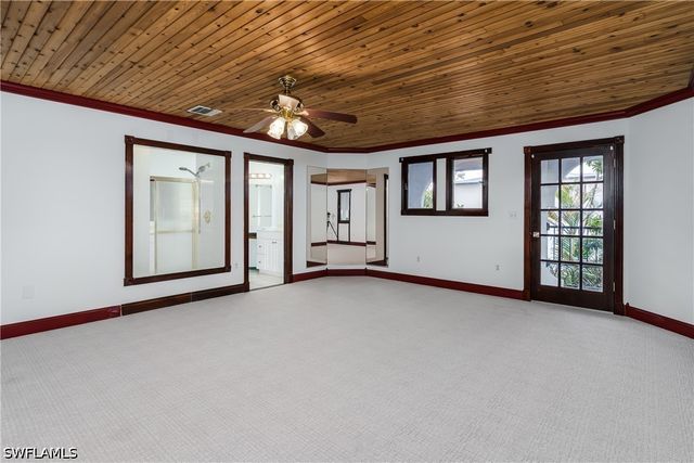 4045 Skyway DR, Naples, FL 34112