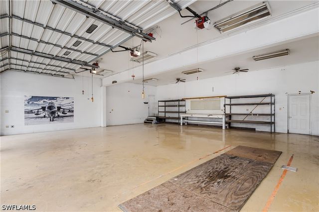 4045 Skyway DR, Naples, FL 34112