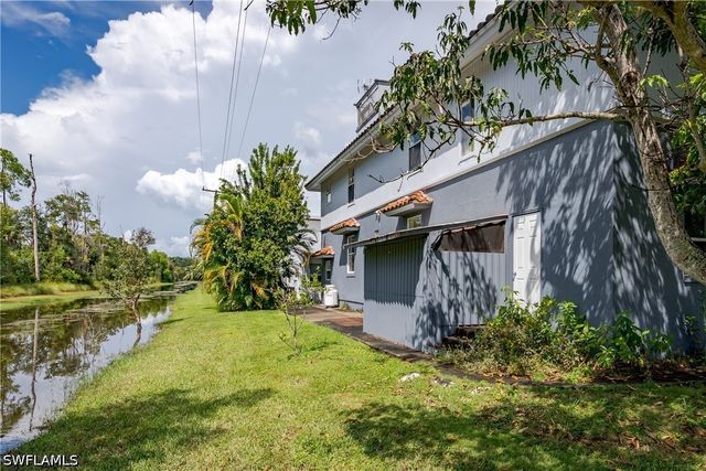 4045 Skyway DR, Naples, FL 34112