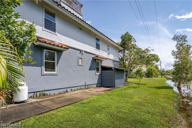 4045 Skyway DR, Naples, FL 34112