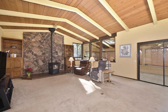 4400 Slodusty Rd, Garden Valley, CA 95633