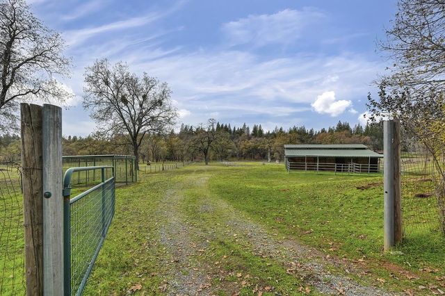 4400 Slodusty Rd, Garden Valley, CA 95633