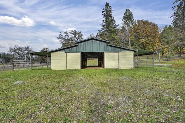 4400 Slodusty Rd, Garden Valley, CA 95633
