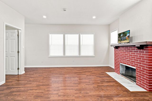 1601 N El Dorado St, Stockton, CA 95204