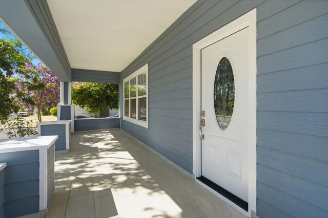 1601 N El Dorado St, Stockton, CA 95204