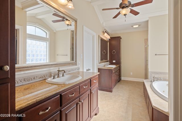 104 Mission Hills Drive, Broussard, LA 70518