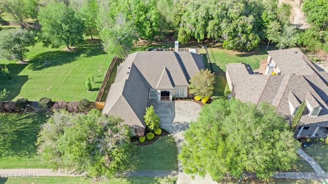 104 Mission Hills Drive, Broussard, LA 70518
