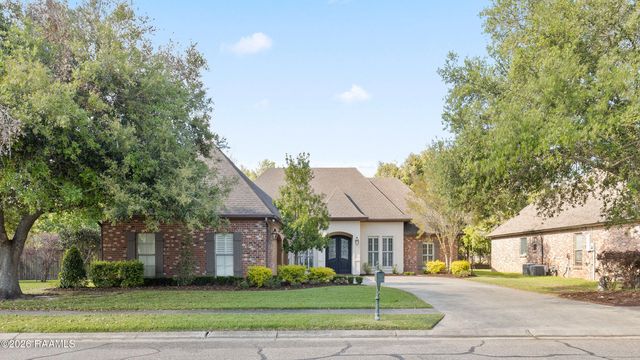 104 Mission Hills Drive, Broussard, LA 70518