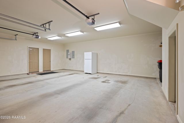 104 Mission Hills Drive, Broussard, LA 70518