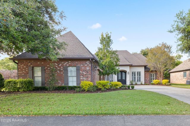 104 Mission Hills Drive, Broussard, LA 70518