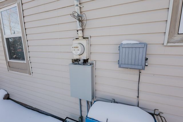 1925 N Lorraine, Wichita, KS 67214