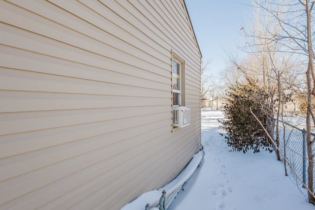 1925 N Lorraine, Wichita, KS 67214