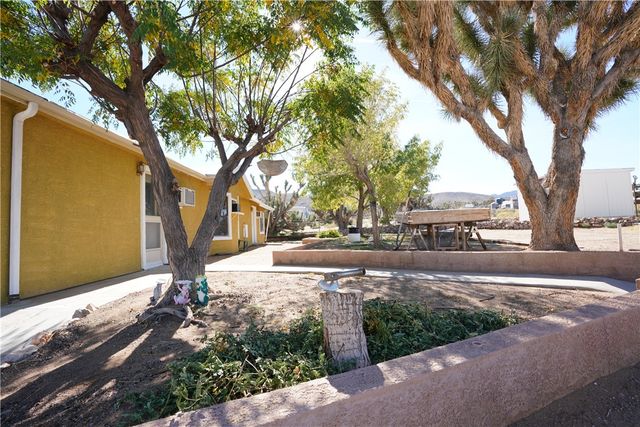 18193 N Sequoia Drive, Dolan Springs, AZ 86441