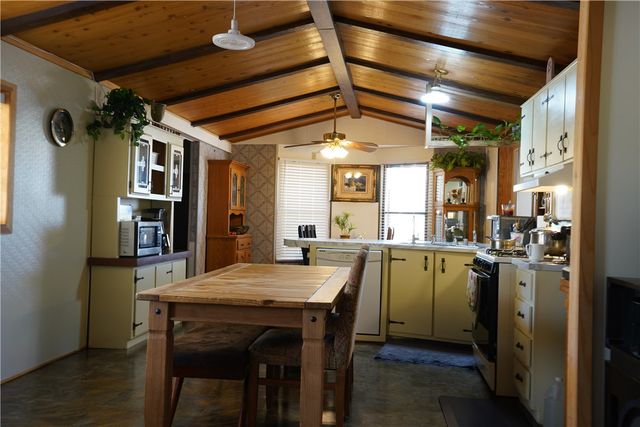 18193 N Sequoia Drive, Dolan Springs, AZ 86441