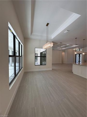 382 39th AVE NE, Naples, FL 34120