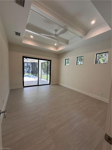 382 39th AVE NE, Naples, FL 34120