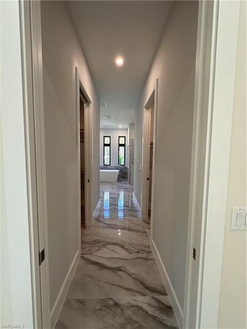 382 39th AVE NE, Naples, FL 34120