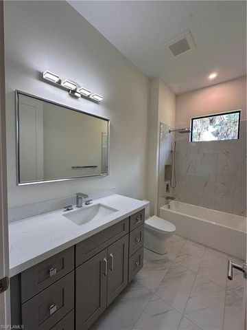 382 39th AVE NE, Naples, FL 34120