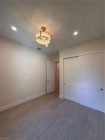 382 39th AVE NE, Naples, FL 34120