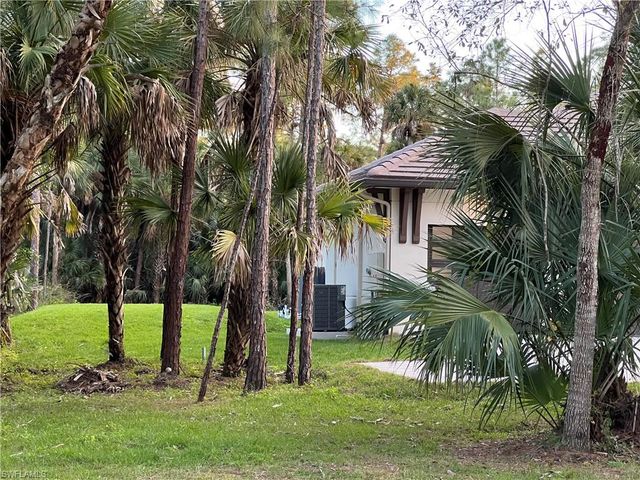 382 39th AVE NE, Naples, FL 34120