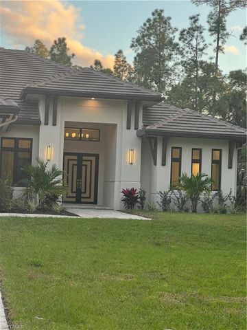 382 39th AVE NE, Naples, FL 34120