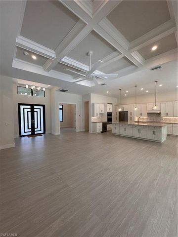 382 39th AVE NE, Naples, FL 34120