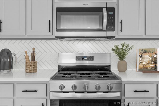 11412 E 93rd Place North, Owasso, OK 74055