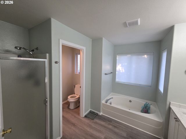15721 Nw HACKNEY Dr, Portland, OR 97229
