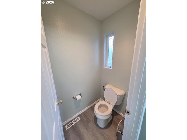 15721 Nw HACKNEY Dr, Portland, OR 97229