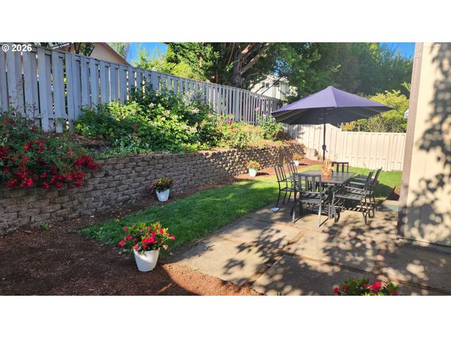 15721 Nw HACKNEY Dr, Portland, OR 97229