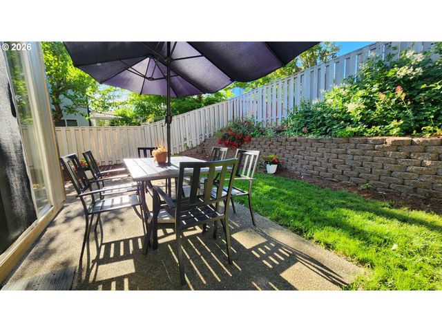 15721 Nw HACKNEY Dr, Portland, OR 97229